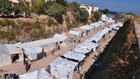 Migrants camp in the city of Chios, on the Greek Aegean island of Chios. Photo AFP