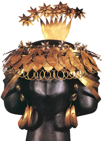 Dvanáctá planeta, obr. 18: 2600-2500 BCE, Queen Puabi's headdress, 2nd wife of Meskalamdug, gold, lapis lazuli, Royal Tombs of Ur | Esoteric symbolism: Both senses. Flows, re-birth in the afterlife...