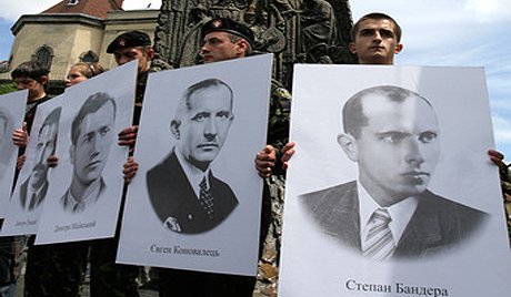 The leader of the Ukrainian party "Svoboda" Oleg Tyagnibok proposed to rebury the head of the organization of Ukrainian nationalists Stepan Bandera in Kiev. Photo: RIA Novosti