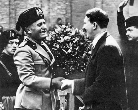 mussolini_greets_hitler