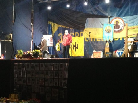 Nazi sign wolfsangel-together with catholic-on-main-Maidan-stage, Kiev